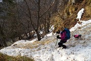 79 Con attenzione...tratto ripido su neve scivolosa